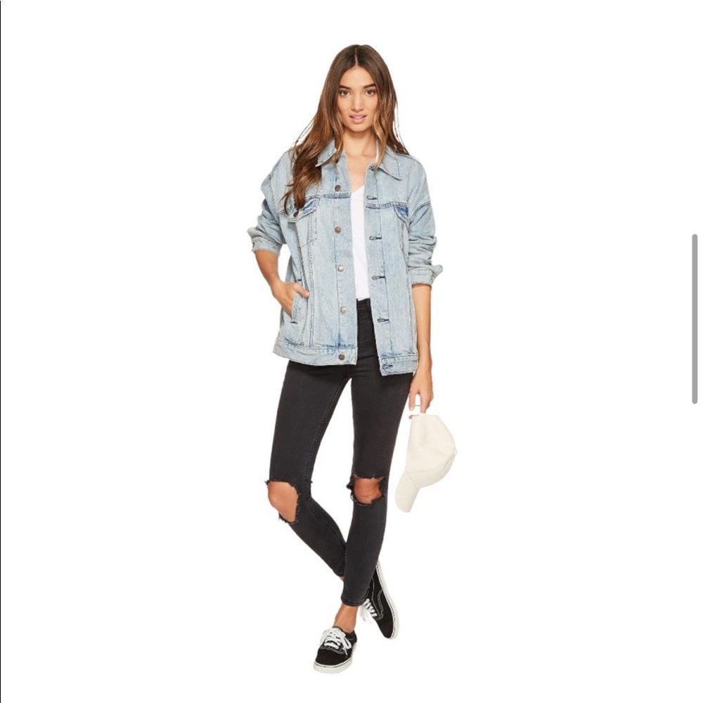 Free people ripped knee skinny jeans